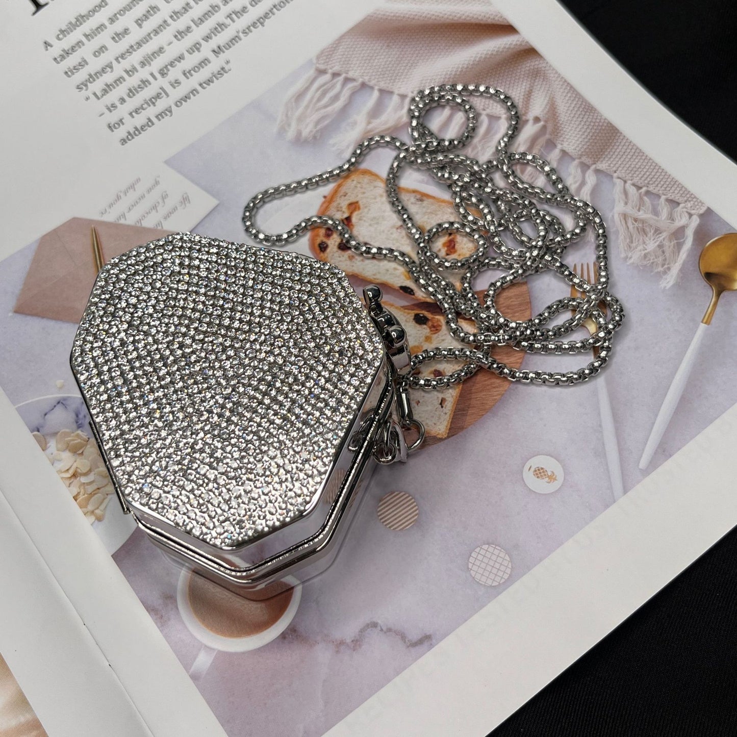 Full diamond acrylic round cake small bag