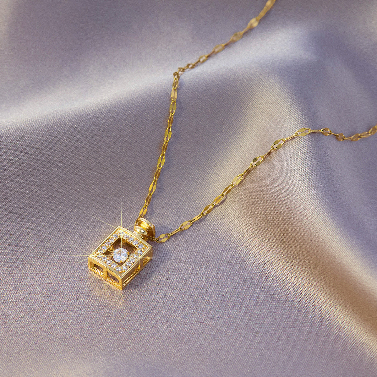 Titanium Steel Small Waist Necklace