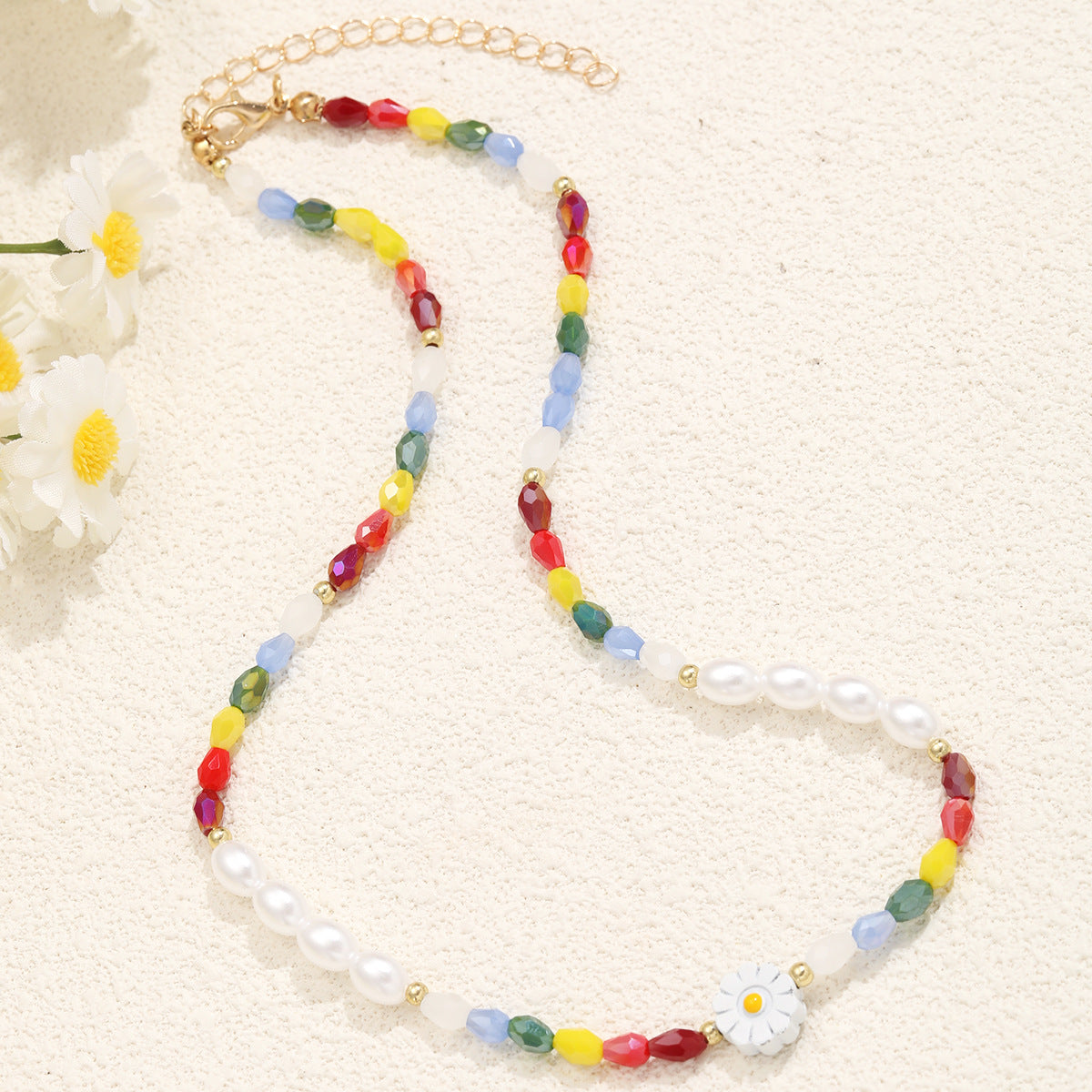Colorful Pearl Daisy Necklace