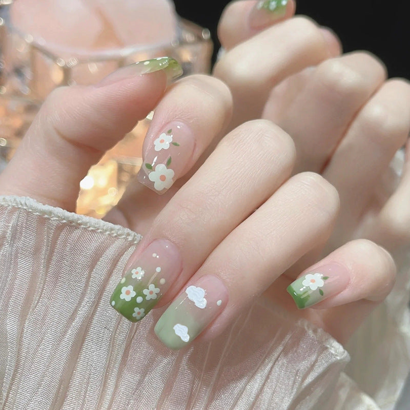 Early Spring Green Floral Short Nails