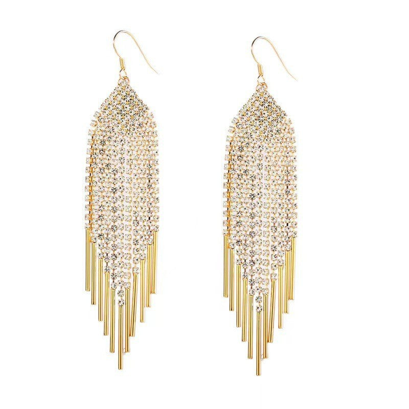 Exaggerated fashion long earrings