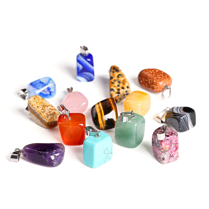 Amethyst rough stone square pendant.