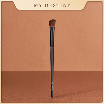 Angled Animal Hair Nose Contour Brush