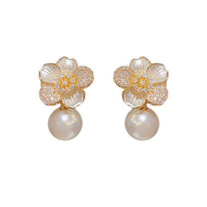 Dripping zircon pearl flower stud earrings
