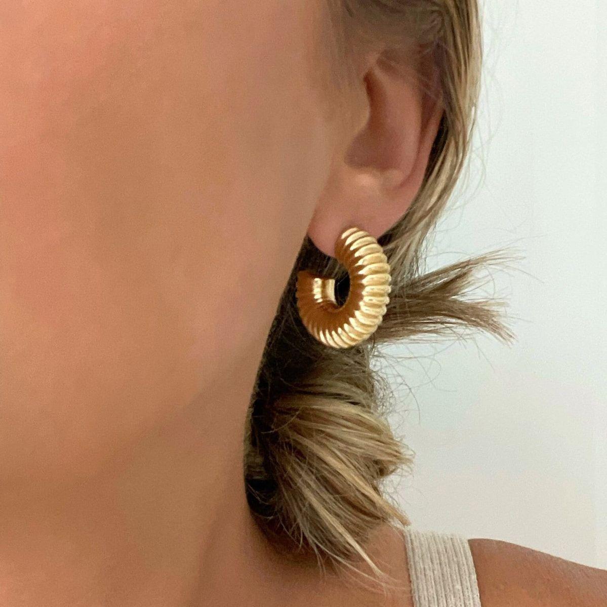 Geometric Hollow Rhombus Earrings