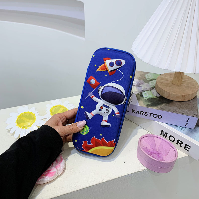 Estuche multifuncional para estudiantes de primaria. 