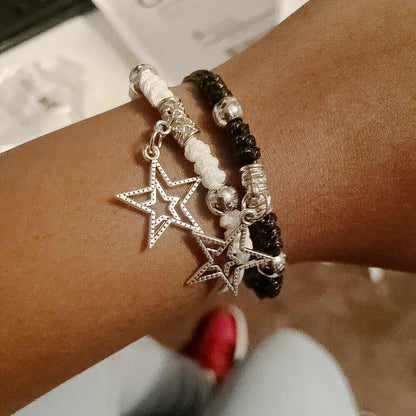 Par de pulseras extraíbles trenzadas en blanco y negro 