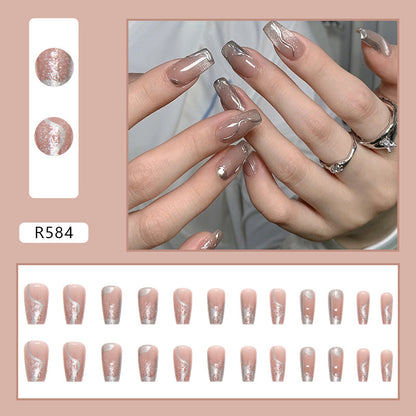 Uñas de color azul hielo puro 