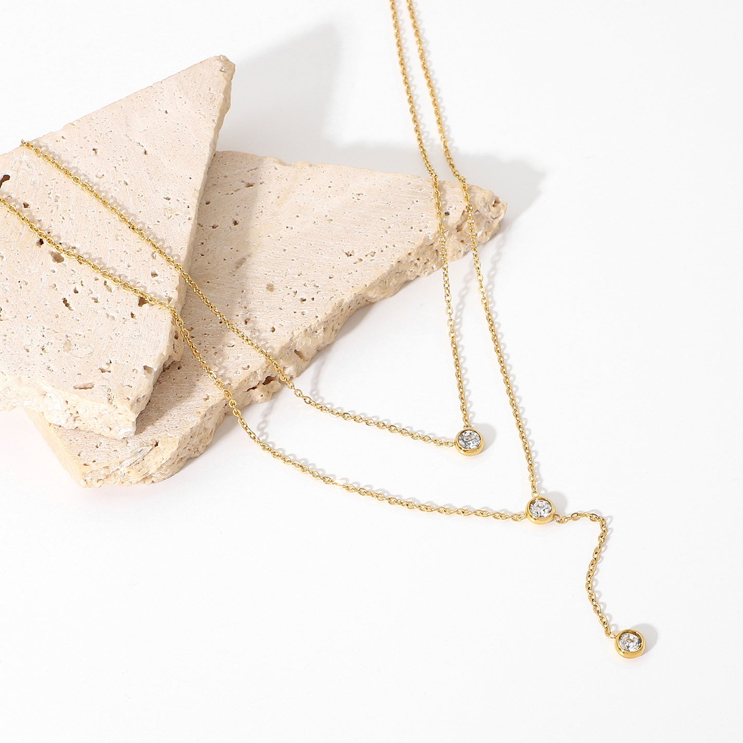 Double-layer shiny teardrop zircon necklace