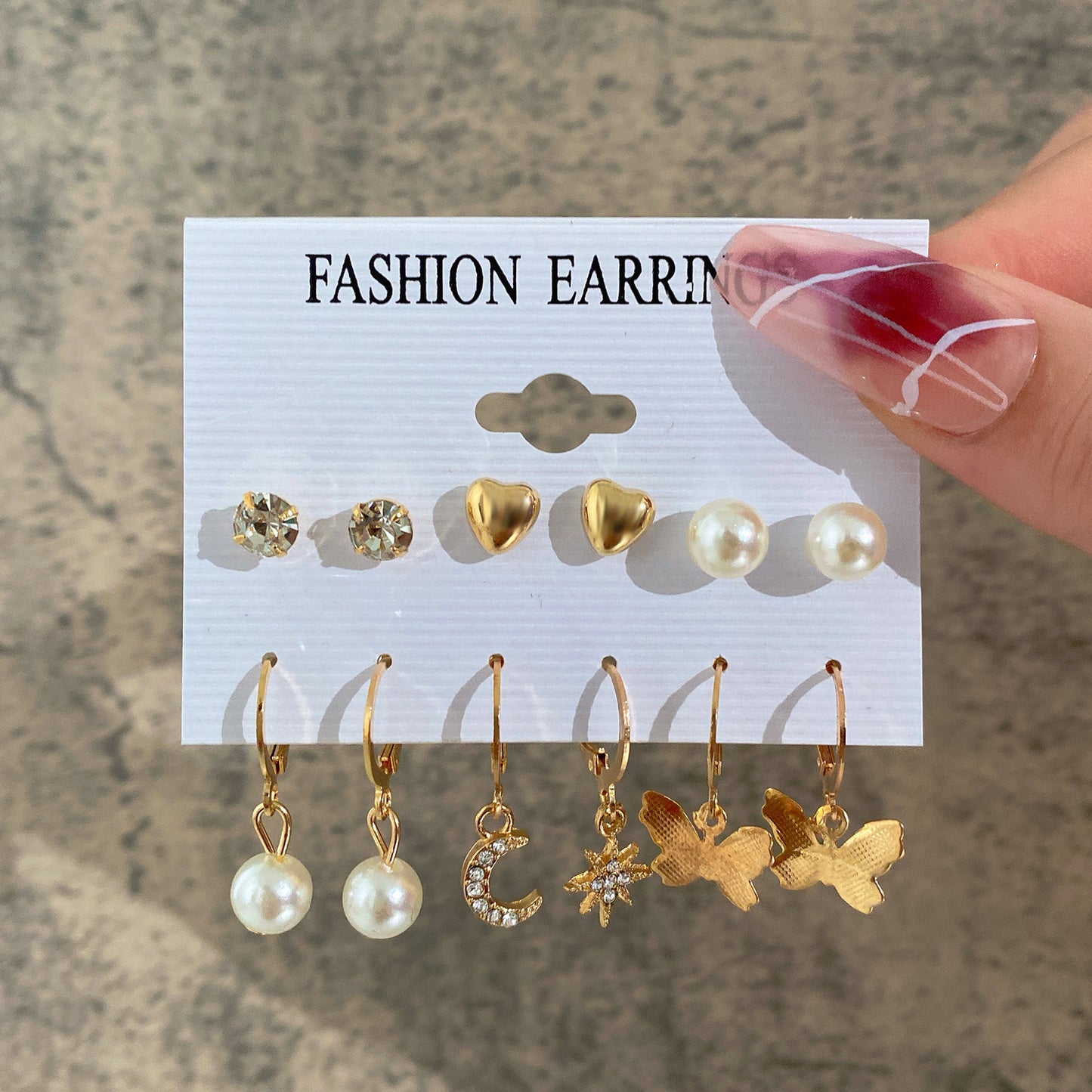 Conjunto de pendientes de cadena con forma de estrella y corazón retro 