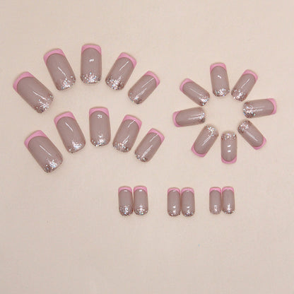Uñas postizas francesas de longitud media cuadradas en color rosa melocotón 