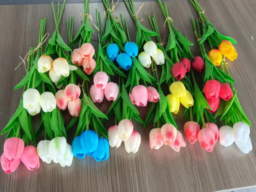 Flores artificiales de tulipán de PU al por mayor 