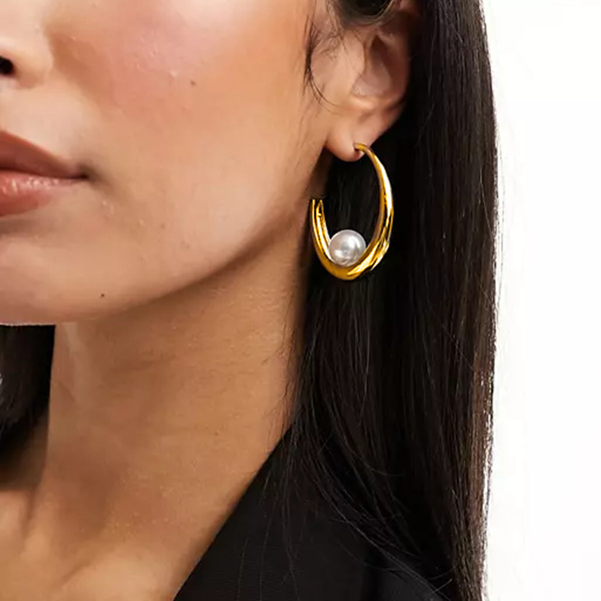 Exaggerated hoop earrings