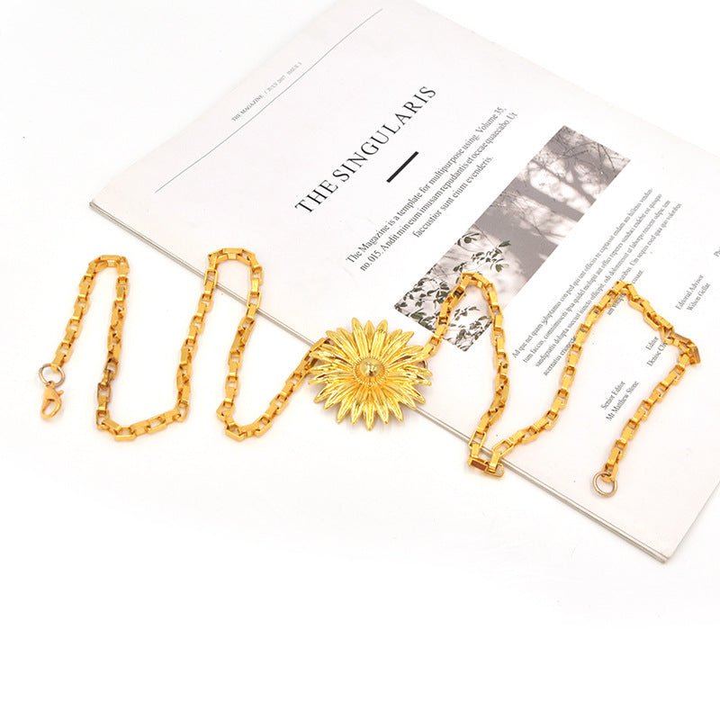 Flower pendant metal woven waist chain