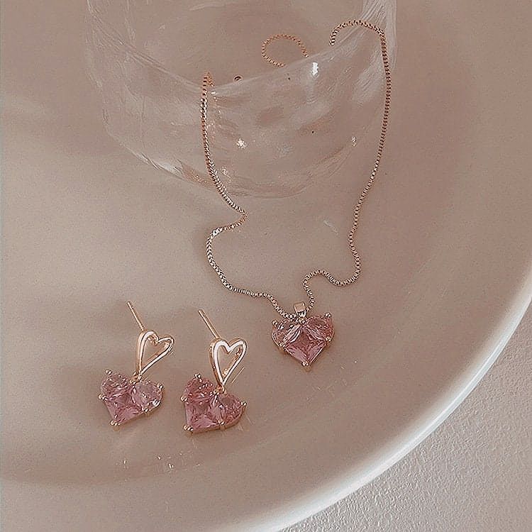 Barbie Pink Heart Jewelry Set