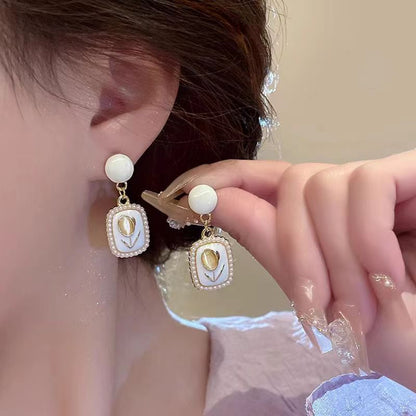 Pendientes de tulipán con perla y aguja de plata S925 
