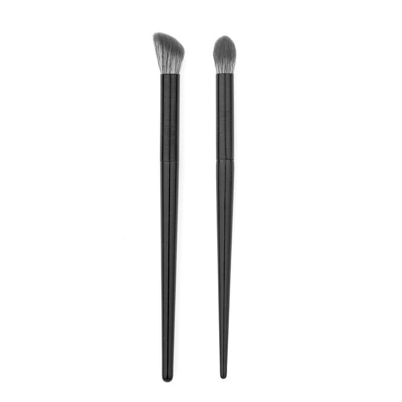Angled Nose Contour Brush