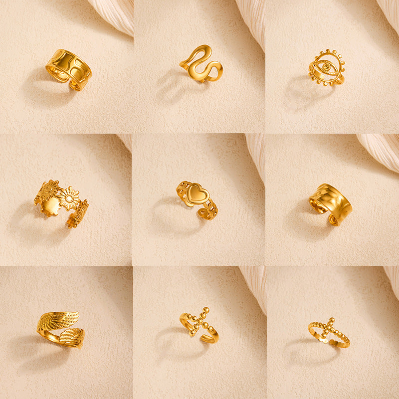 Retro Wide-Pleated Heart Titanium Steel Ring — 18K Gold Plated