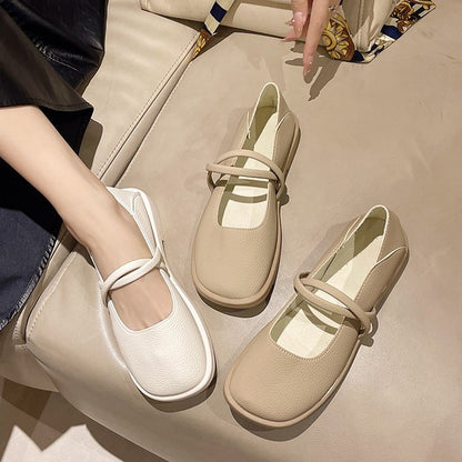 Soft leather mid-heel shoes