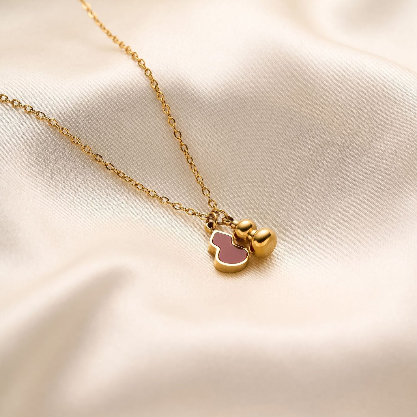 18K Gold Double Gourd Necklace