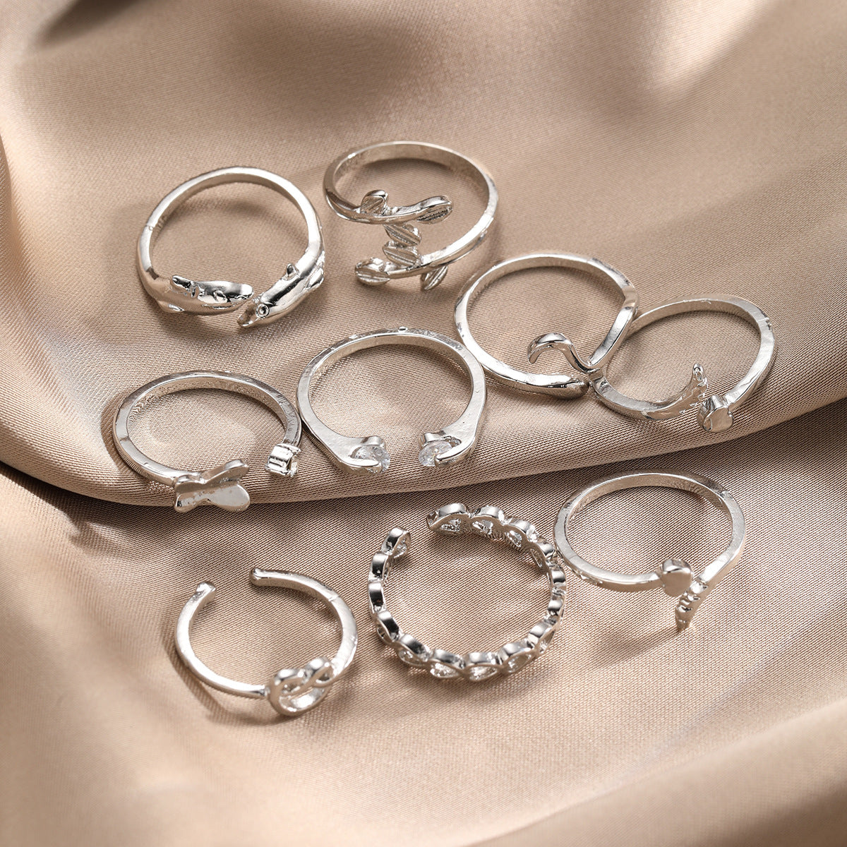 9-Piece Geometric Heart Toe Ring Set