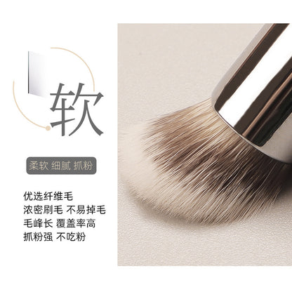 H41 Ebony Wood Angled Concealer Brush