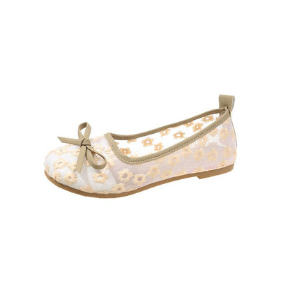 Shallow bow women's shoes