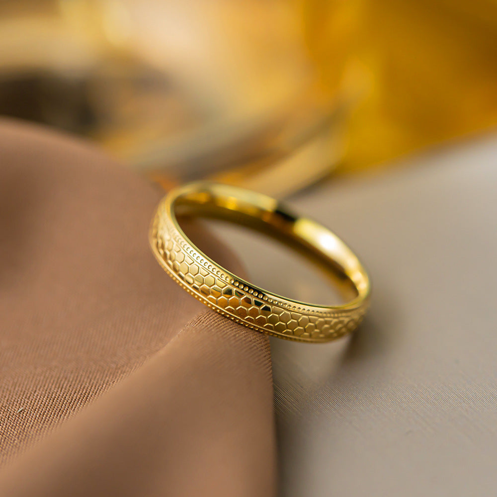 18K Gold Index Finger Ring Versatile