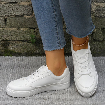 Fashion classic white shoes