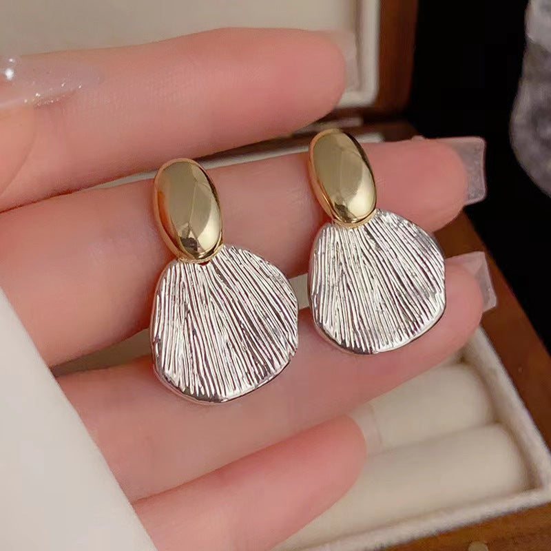 Pendientes con diseño de conchas