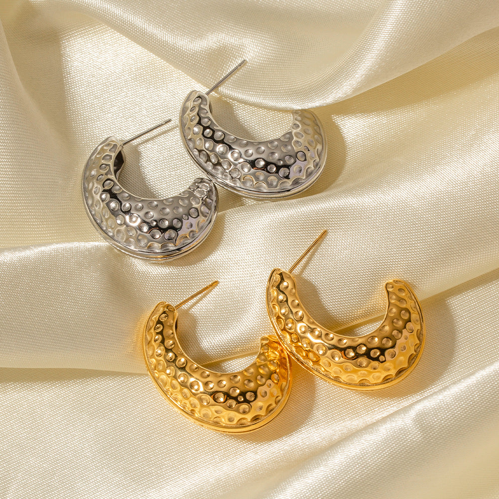 Temperament C-shaped hammer earrings