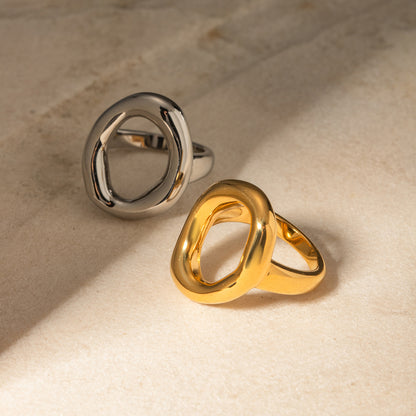 Anillo hueco ovalado 