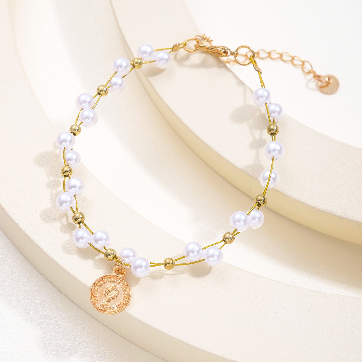 Pearl Portrait Pendant Bracelet