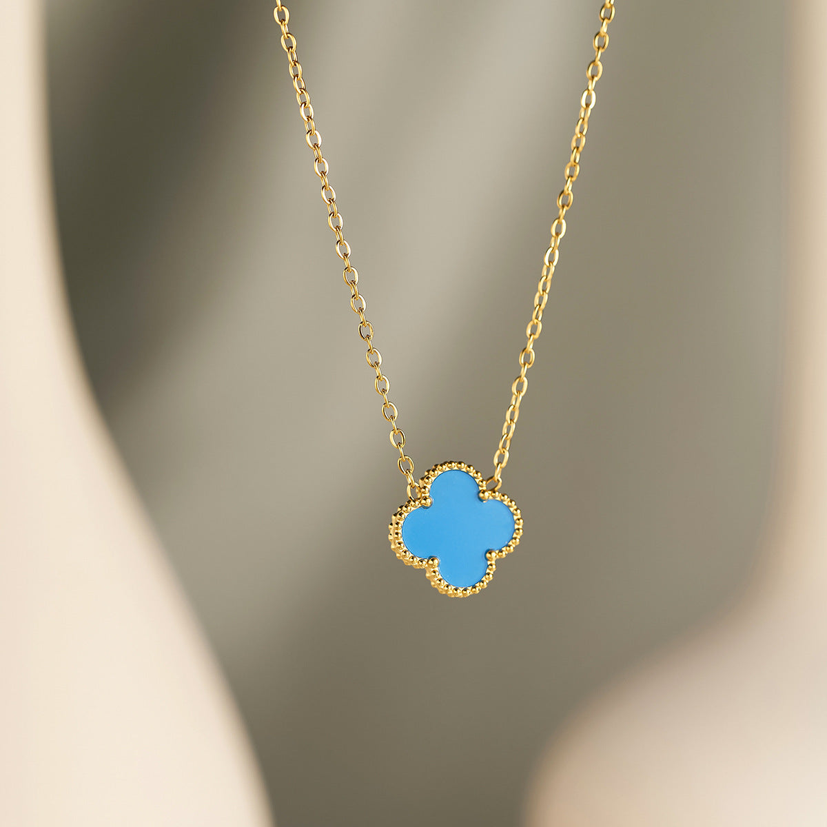 15mm Titanium Steel 18K Gold-Plated Double-Sided Four-Leaf Clover Bracelet