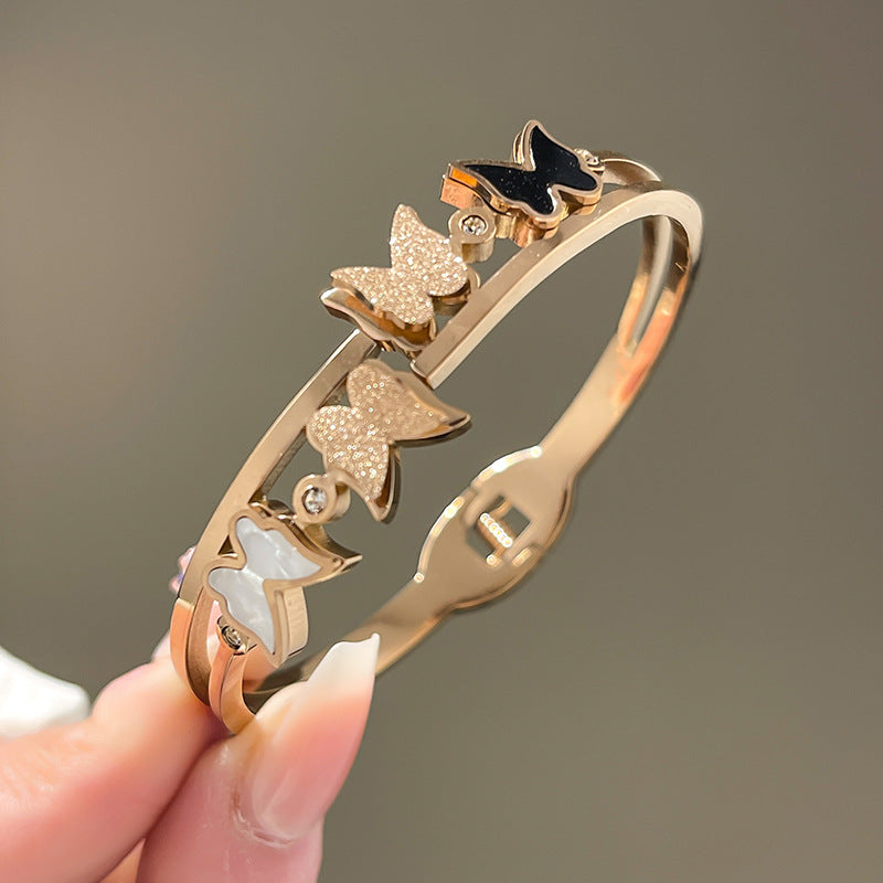 Four-leaf clover gypsy titanium steel bracelet