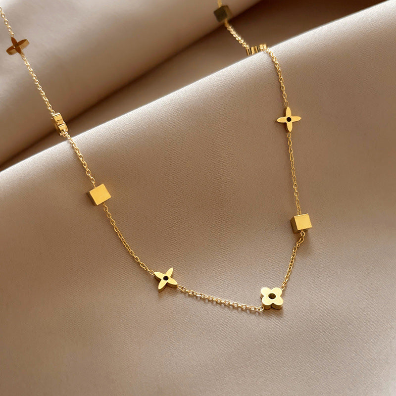 Women's Gold Titanium Steel Clavicle Necklace — Light Luxury