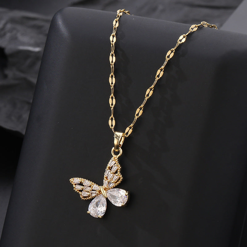 Hollow butterfly pendant necklace