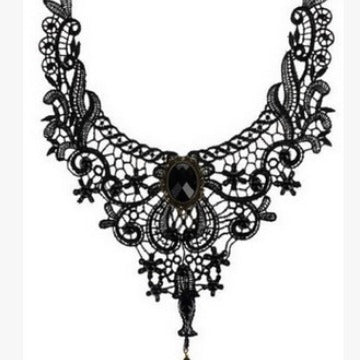 Explosive lace necklace