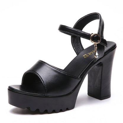 thick heel one-word buckle with fish mouth sandals