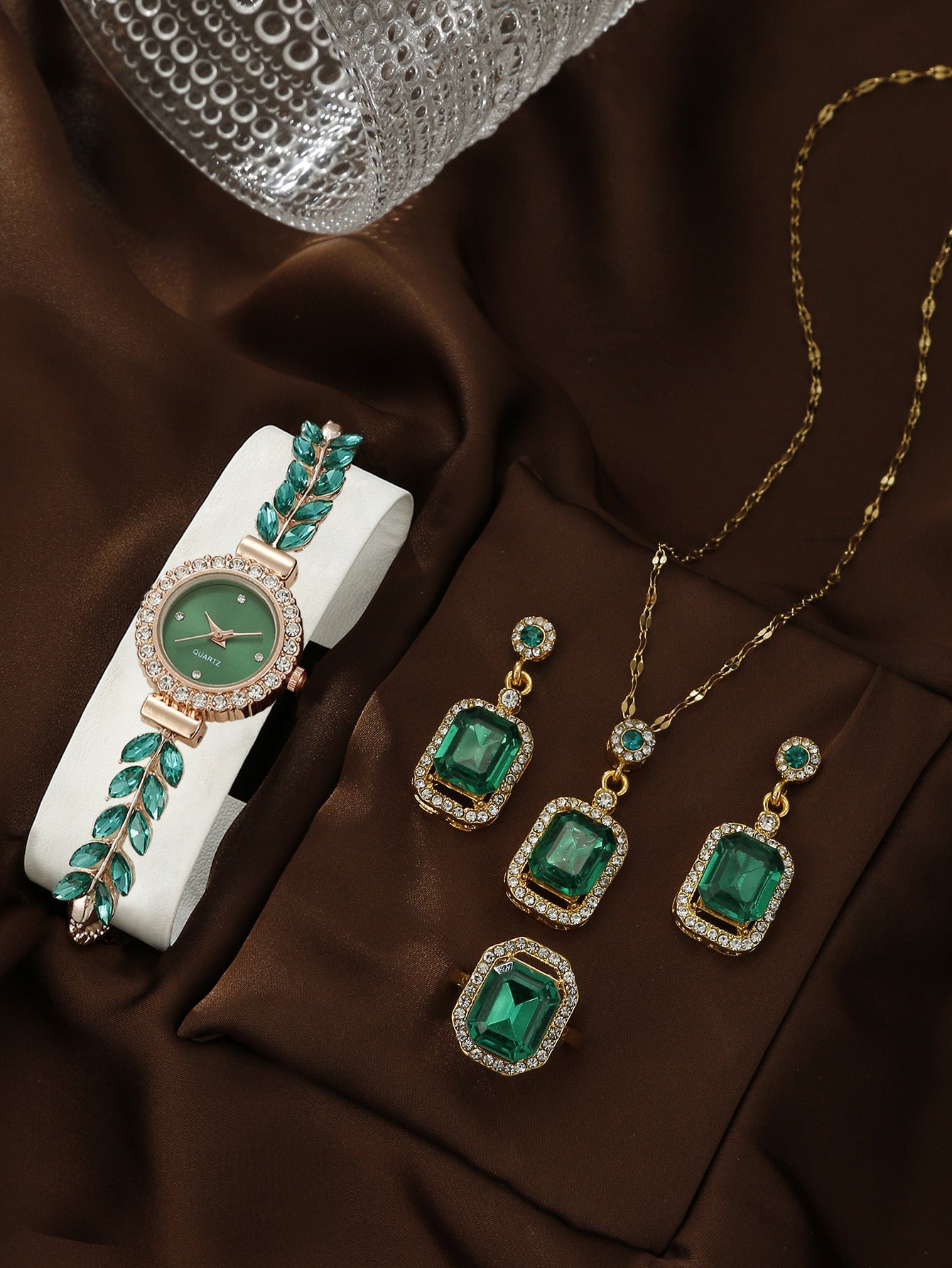 Quartz bracelet watch jewelry set