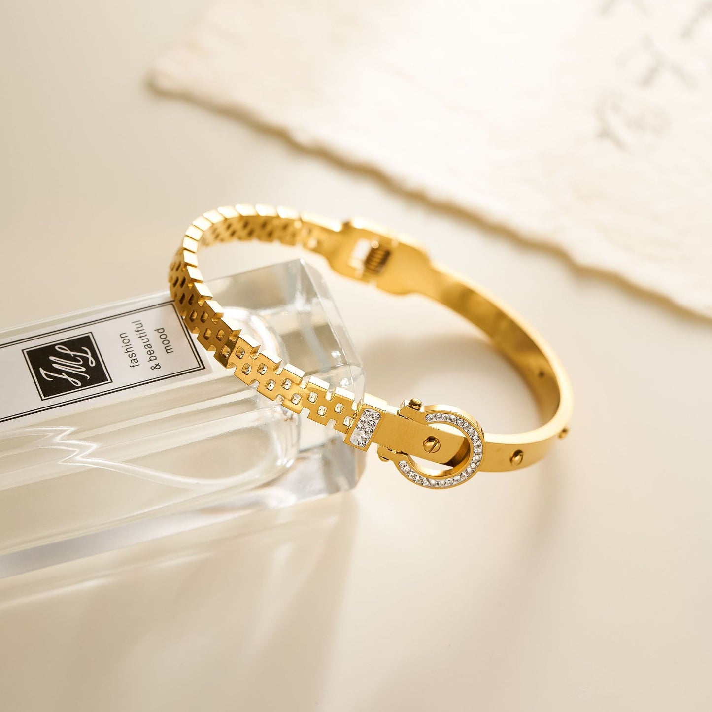 Women's Titanium Steel Horseshoe Bracelet — 18K Gold-Plated, Diamond-Studded