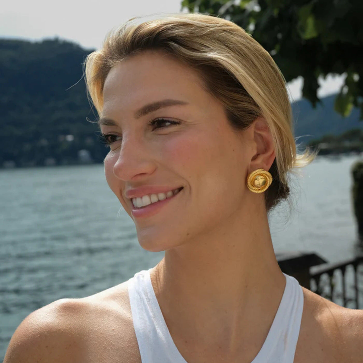 Threaded Round Earrings
