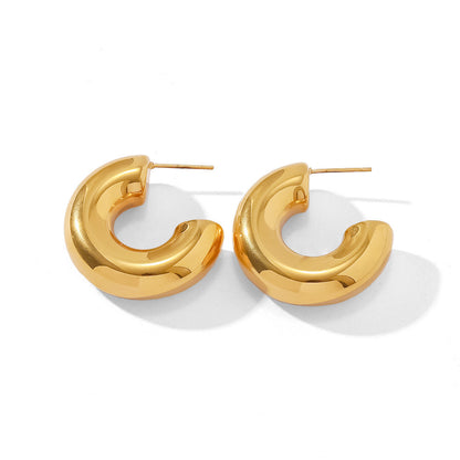 c-shaped twist earrings