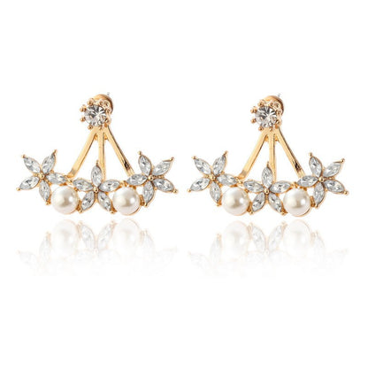 Pendientes de perla de ojo de caballo con pétalos de ciruela y diamantes 