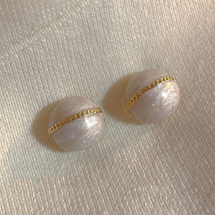 Dripping Doudou stud earrings woman