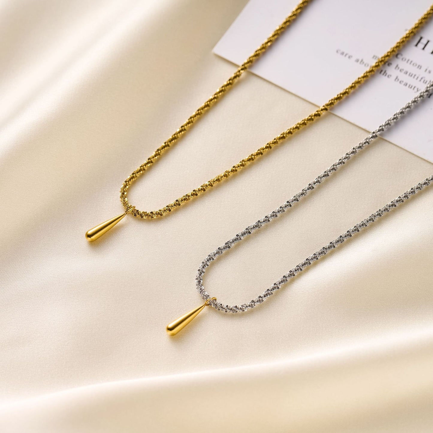 18K Gold Geometric Water Drop Necklace