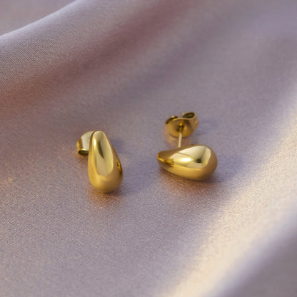 Four-leaf clover titanium steel ear buckle