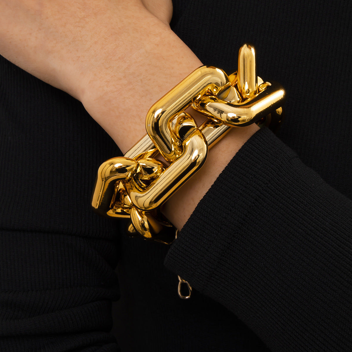 Pulsera punk con flecos de cadena gruesa y cuadrada 