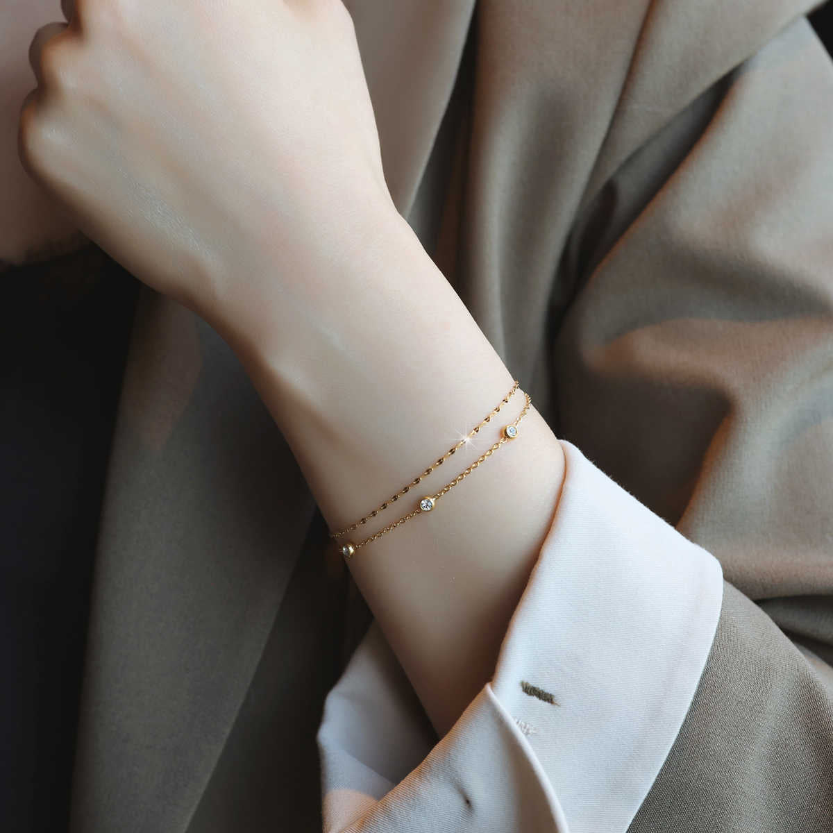 Women's Korean Double-Layer Diamond-Style Bracelet — 18K Gold-Plated, Water-Resistant