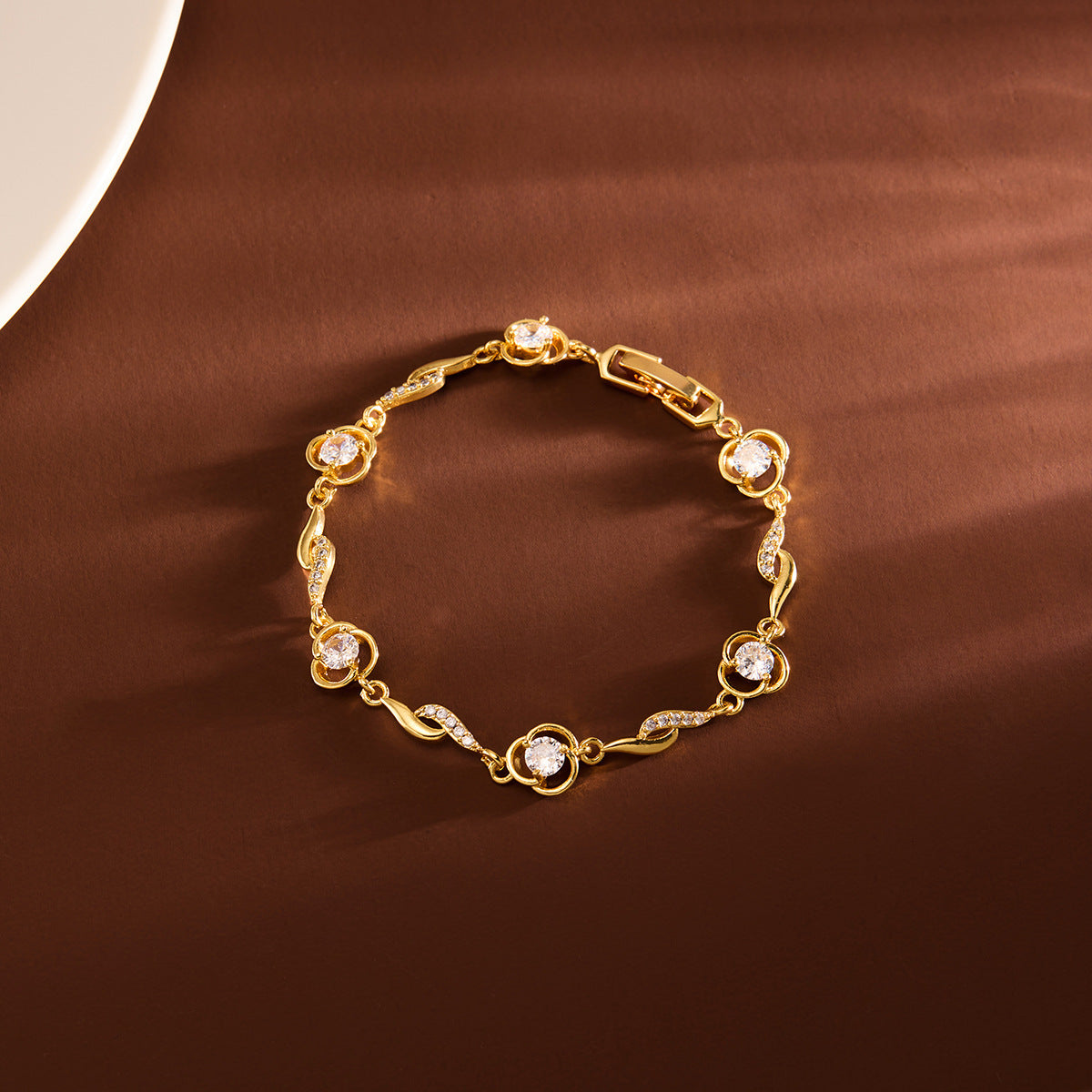 French-Style Titanium Steel Pearl Bracelet — Non-Fading